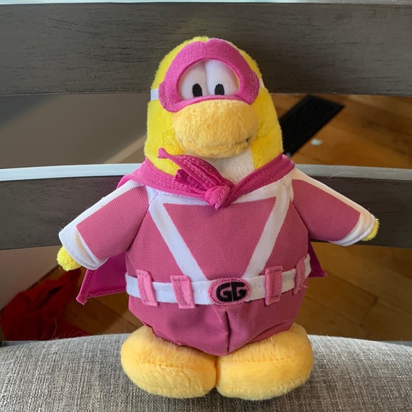 Club Penguin Series 12 Gamma Gal plush - Picture 1 of 5